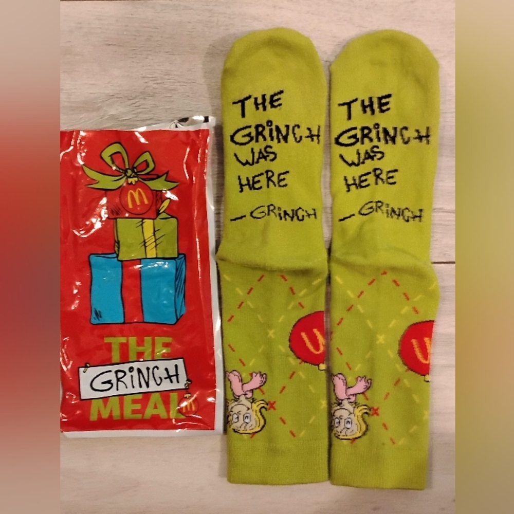 2025 McDonald's Grinch Meal Green Socks In Opened Package